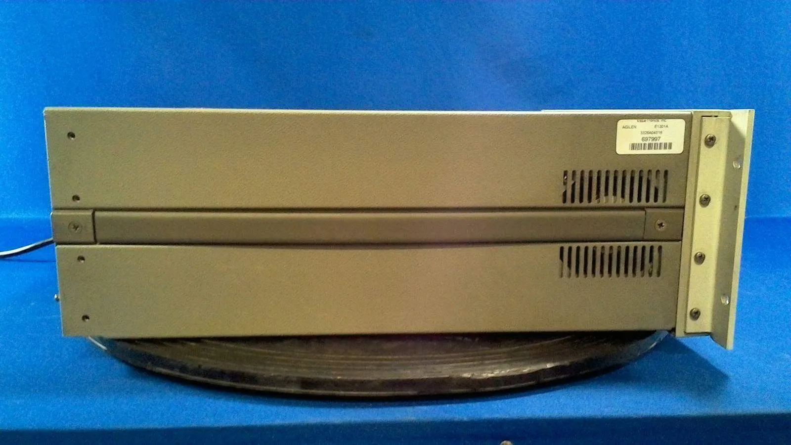 Agilent E1301A Switch Mainframe