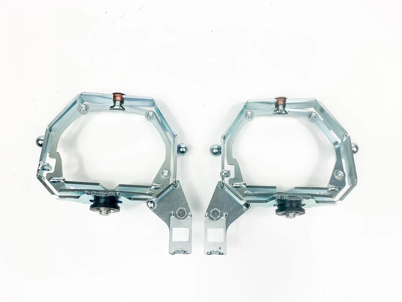 AL Bosch Bixenon (Rolling Shield) AFS to G5 Projector Retrofit Brackets