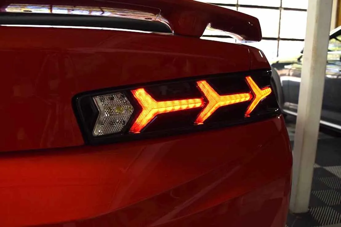 Chevrolet Camaro (2016-2018): Morimoto XB LED Tails