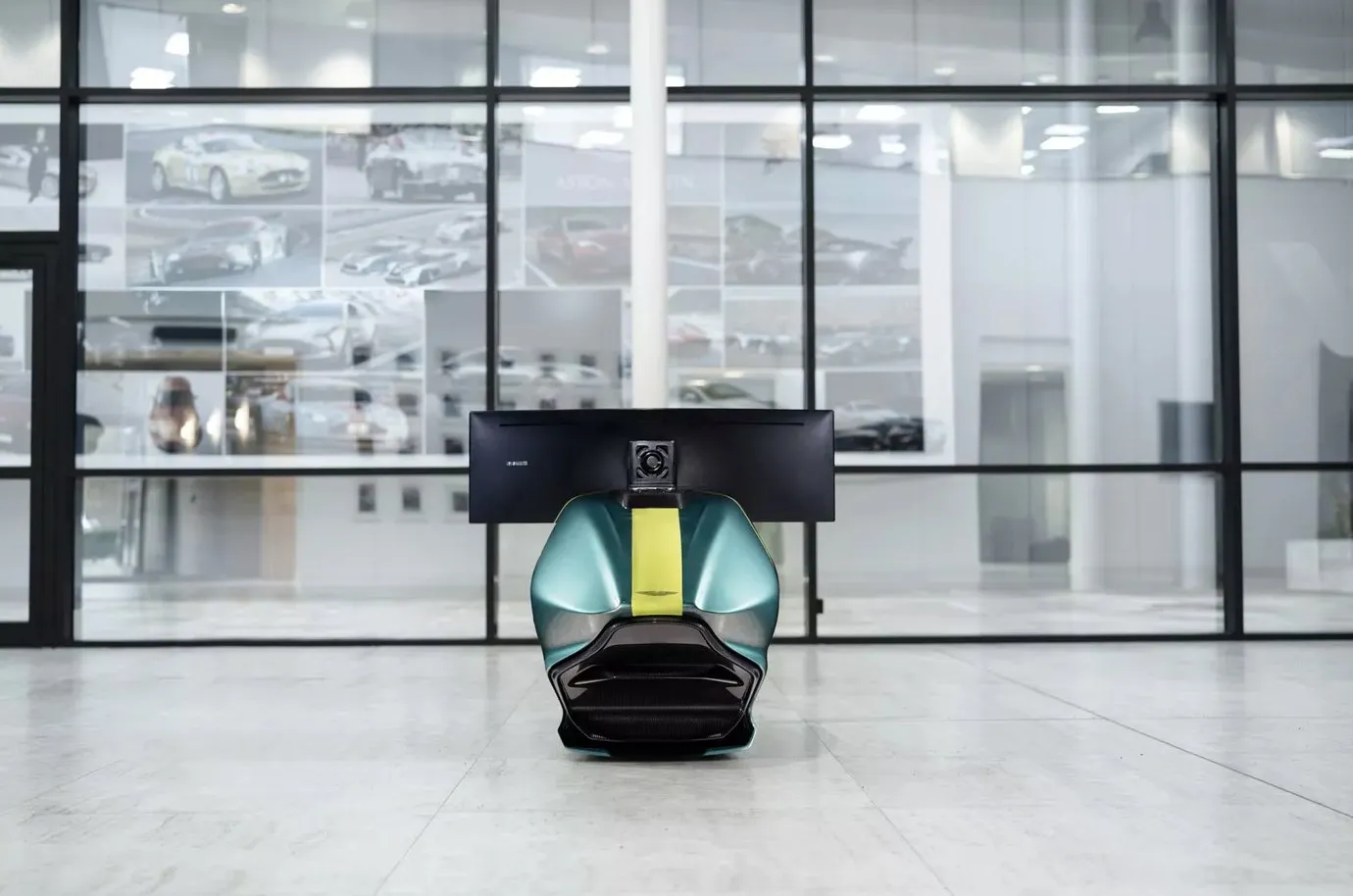 Curv Racing Simulator AMR-C01