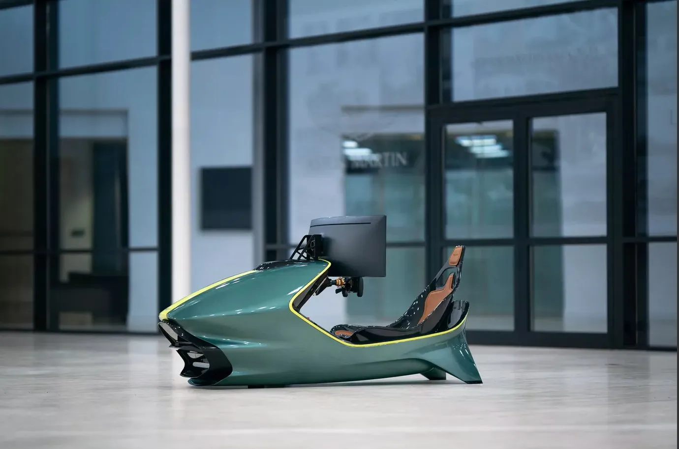 Curv Racing Simulator AMR-C01
